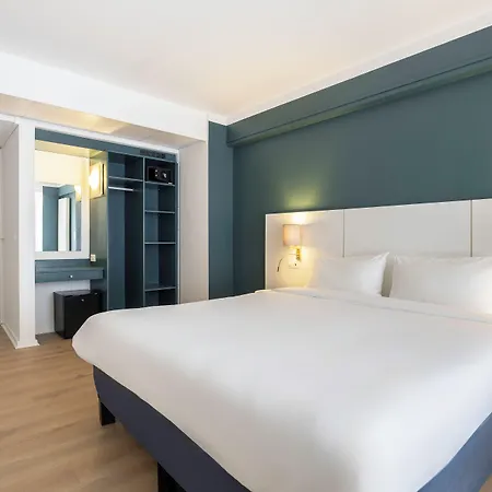 Hotel Louise 3*