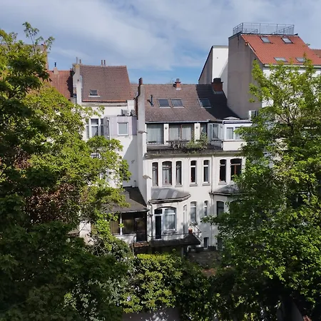 New Charlemagne Hotel