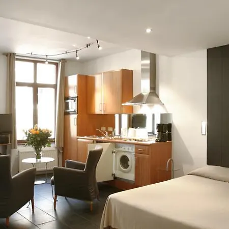 Aparthotel Azimut Flathotel