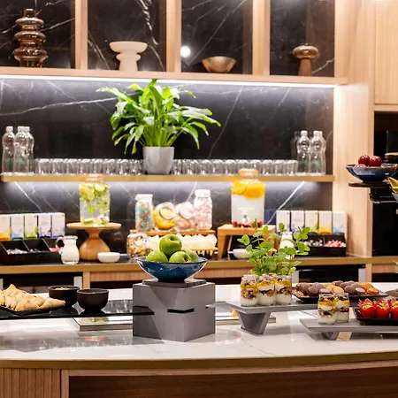 Marriott Grand Place Hotel