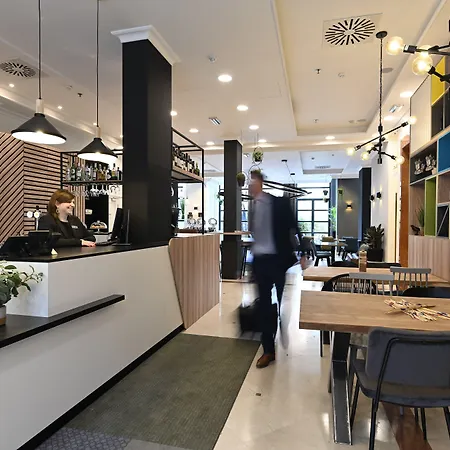 Schuman By Ihg Hotel 4*