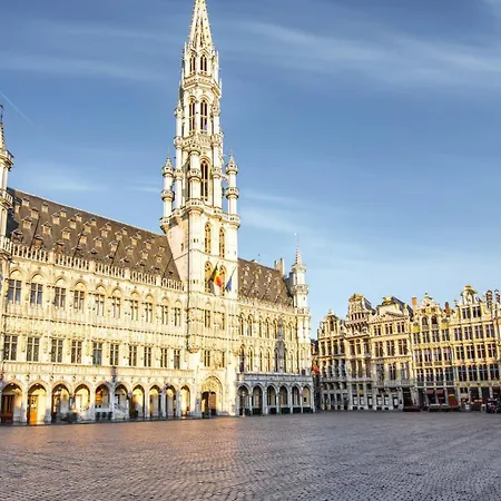 Schuman By Ihg 4*