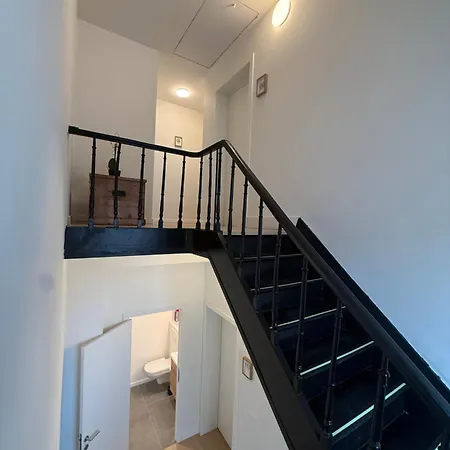 Homestay The Gallery Saint-gilles