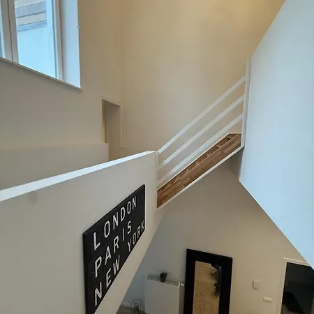 Homestay The Gallery Saint-gilles