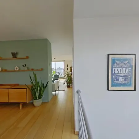 Spacious And Unique 3br With A Terrace Apartment *