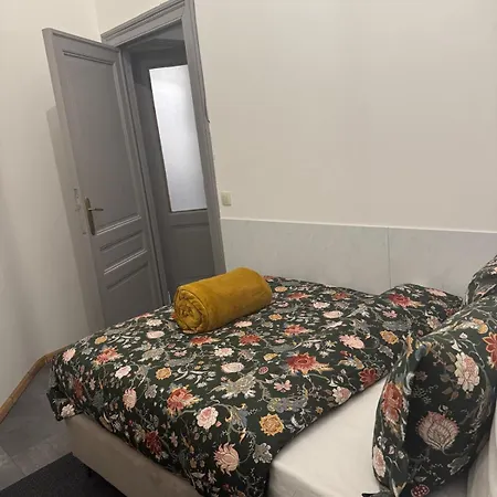 Apartment La Perla Louise