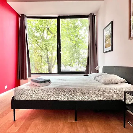 Spacious Loft Up To 4 Guests Comfort & Style In Appartement Brussel