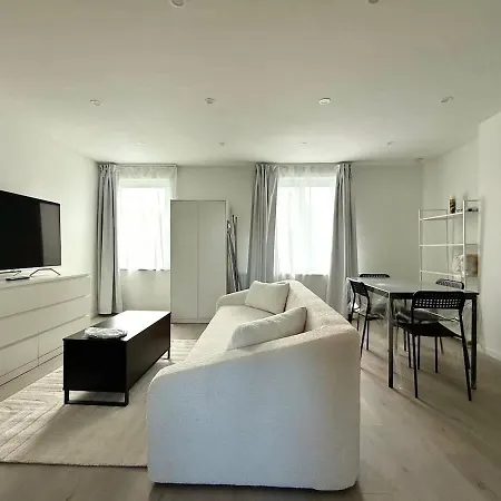 Doux Nid Perche Avec Vue Magique Sur La Apartment