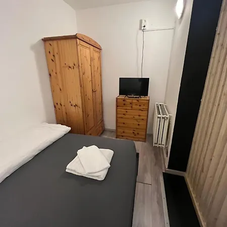 Aparthotel European District