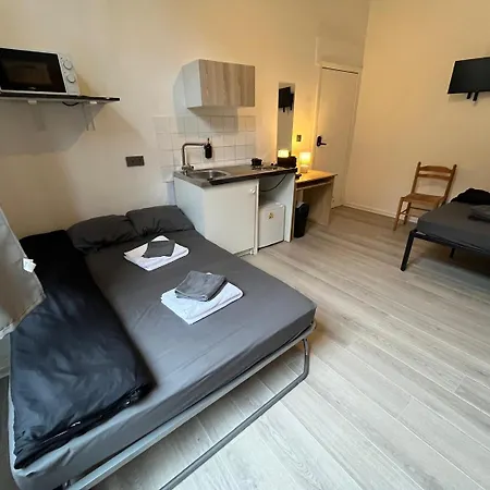 European District Aparthotel