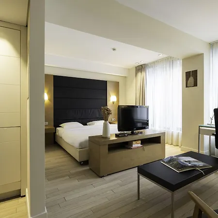B-aparthotel Grand Place