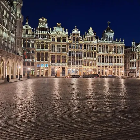 Superbe A La Grande Place De