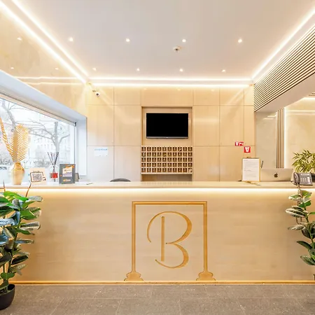 Hotel Barry