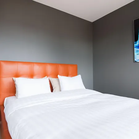 Smartflats Design - L42 Hotel *