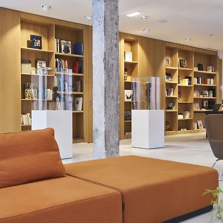 9hotel Sablon Hotel