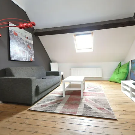 Aparthotel Urban Eu 2*