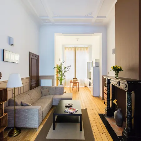 Aparthotel Urban Eu