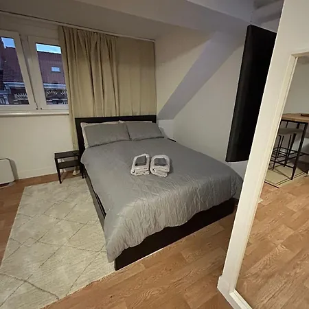 Charming Modern In An Excellent Location * Brussels