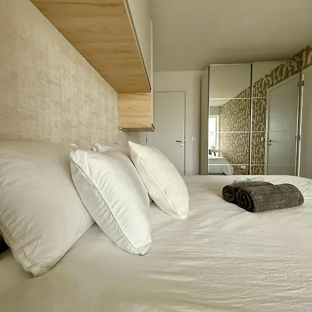 Apartment Cosy Flat For 2pers 5 Min From Gare Du Midi By Transport *
