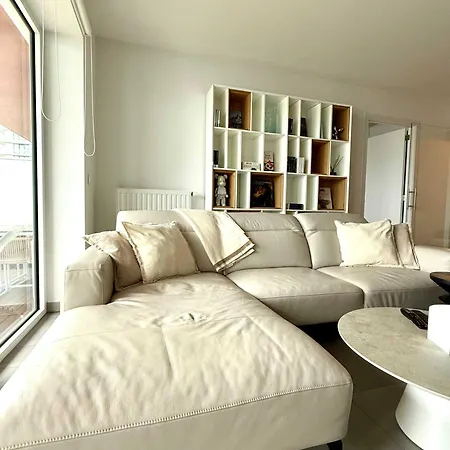 Apartment Cosy Flat For 2pers 5 Min From Gare Du Midi By Transport