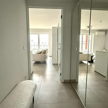 Cosy Flat For 2pers 5 Min From Gare Du Midi By Transport Apartment *