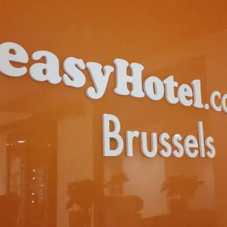 Easyhotel City Centre Hotel 3*