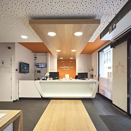 Hotel Easyhotel City Centre 3*