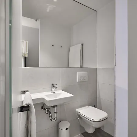 Easyhotel City Centre Hotel
