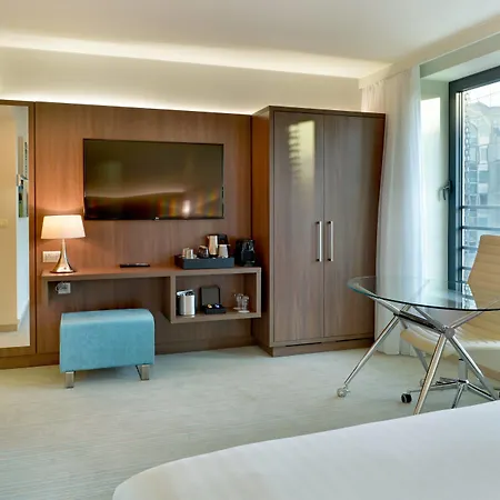 Courtyard By Marriott Eu 4* Brussel