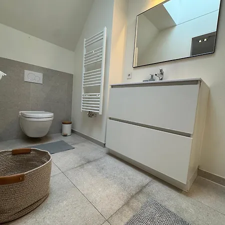 Spacious And Design Loft Apartment *