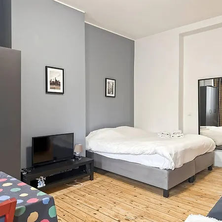 New Self Check In 2 Floor Near Chatelain * Brussels