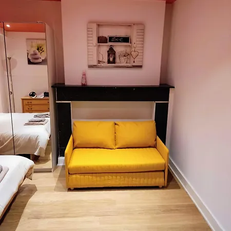 Modern Half-basement 1br Near Montgomery & Vub Apartment *