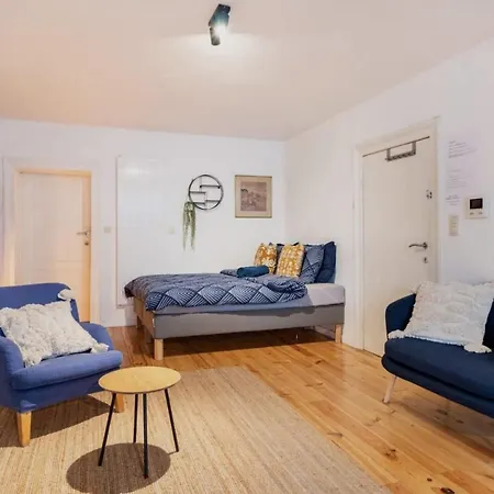 Apartment Cosy Eu - Central, Parking, Terrace *