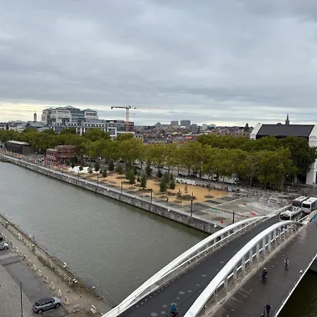 Floor Luxury With Spectacular Water Views Apartment Brussels