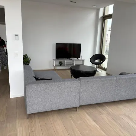Apartment Floor Luxury With Spectacular Water Views