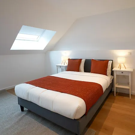Douvres 7 * Brussels
