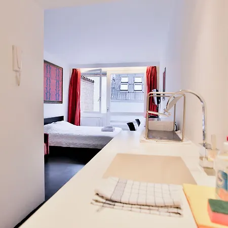 Louise Apartment