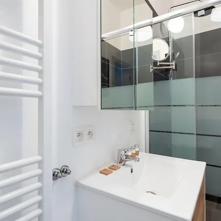 Europea Newton Boutique Residences Hotel