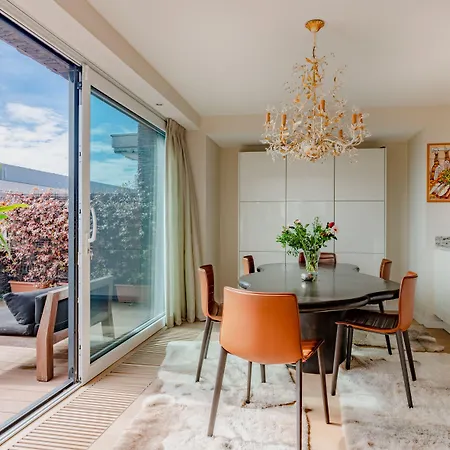 Penthouse Prestige Apartment