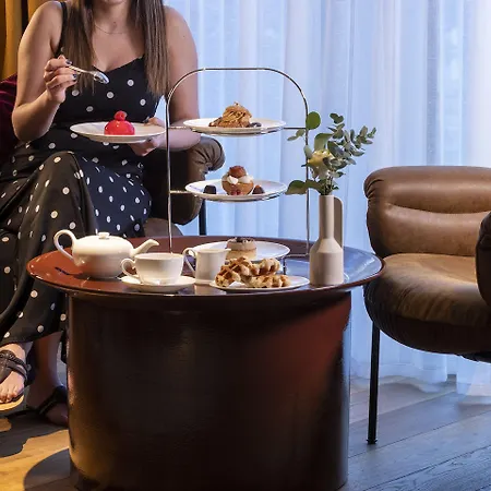 L-avenue Hotel Brussels