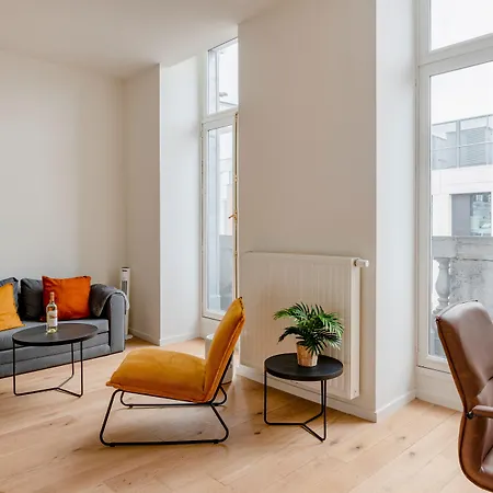 Center Royal Apartment *