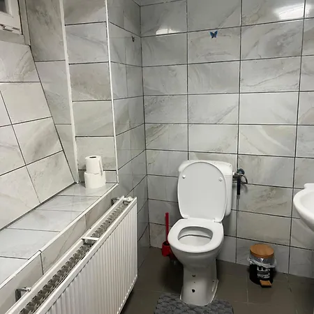 Apartment Center *