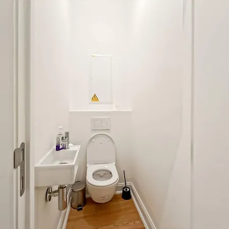 Self Check In Ixelles Retreat In The Heart Of * Brussels