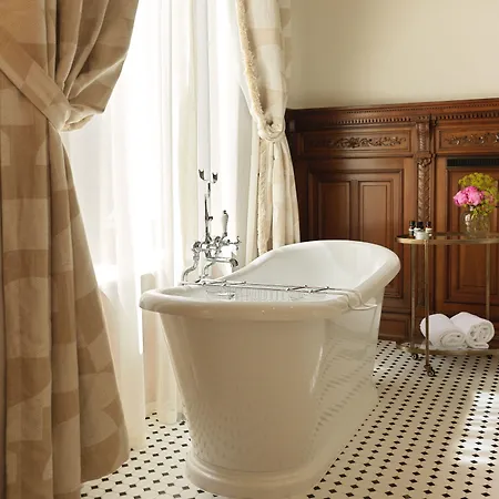 Hotel Fleur De 4*