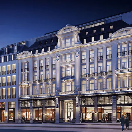 Corinthia Grand Astoria Hotel