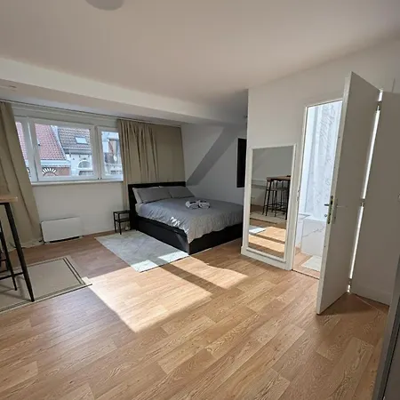 Charming Modern In An Excellent Location *