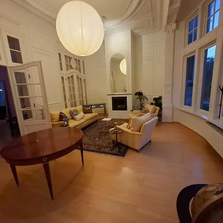 Apartment Brussels' Premier Parkside Brussels