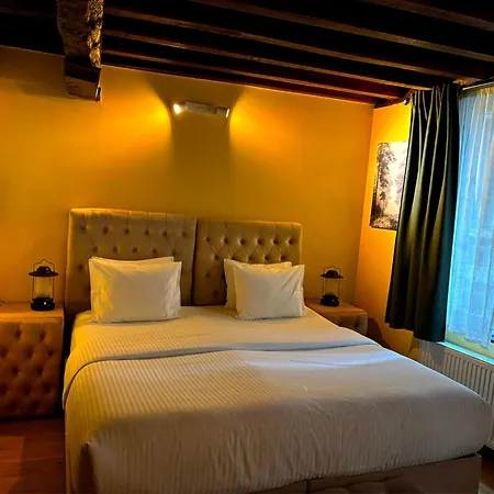 Family Heritage Grand Place Apartment Brussels