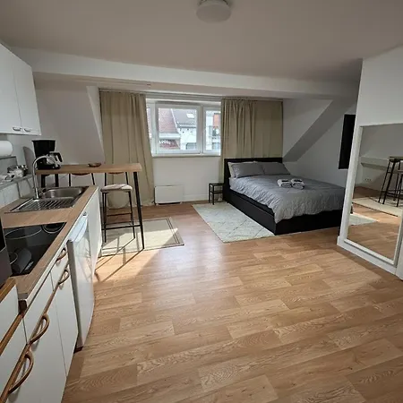 Apartment Charming Modern In An Excellent Location *