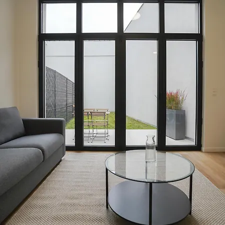 Vaillance 2 Apartment *